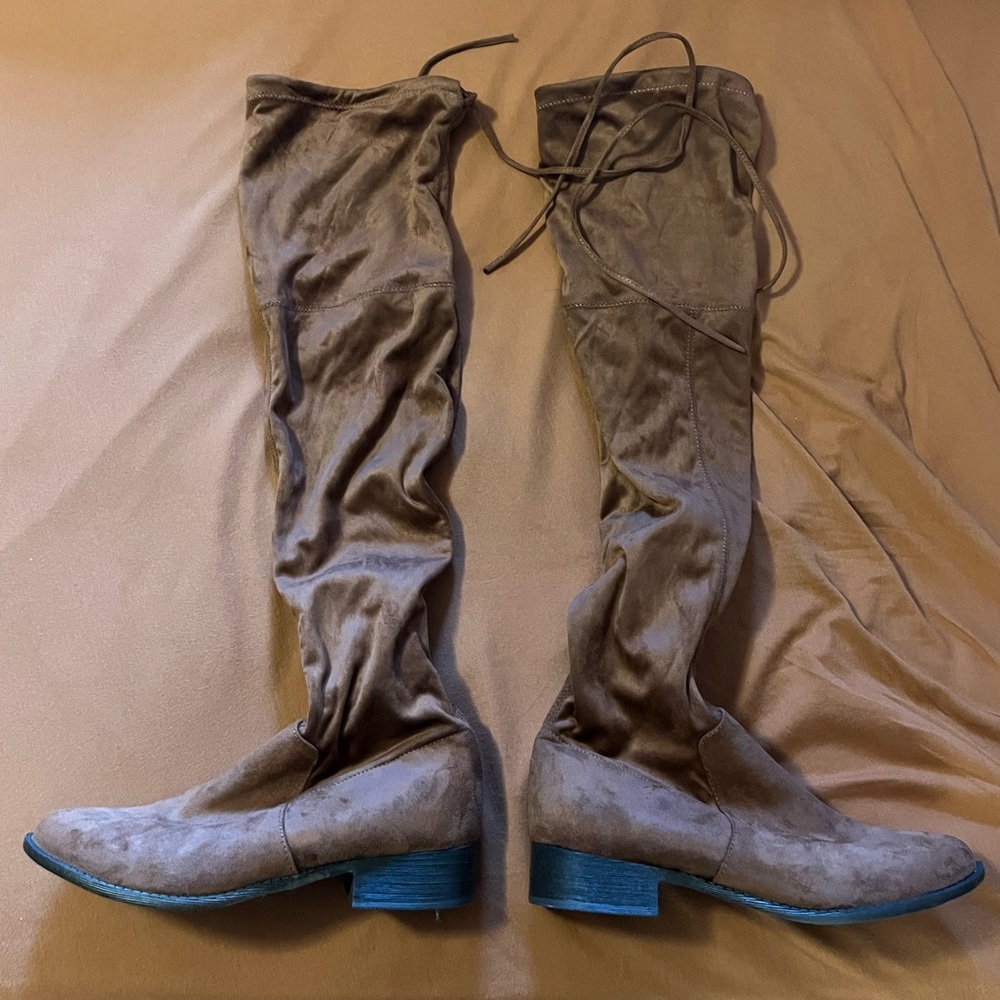Cognac Over the Knee Boots Microsuede Material w/ Tie on top! Size 8 NEVER WORN - Picture 2 of 6